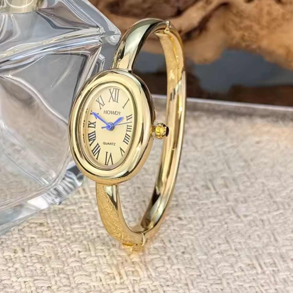 Baignoire Vintage Gold Oval Bracelet Watch - Picture 8 of 17